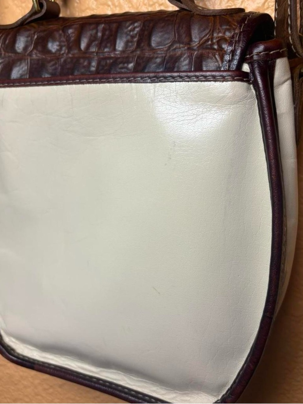 Brahmin Brown Croc-Embossed and Cream Leather Crossbody - Picture 6 of 8